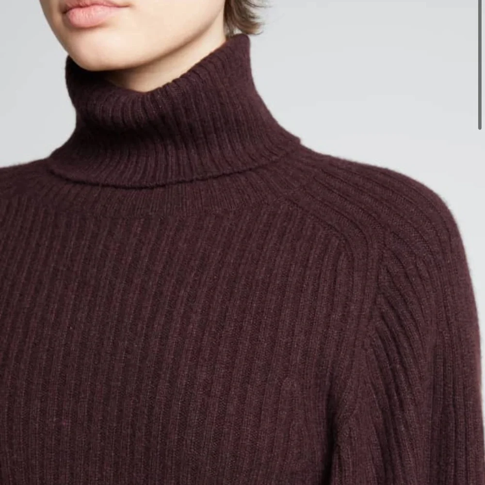 Vince Cashmere Burgundy Chunky Turtleneck Open Back Sweater Plum Wine - Picture 8 of 12